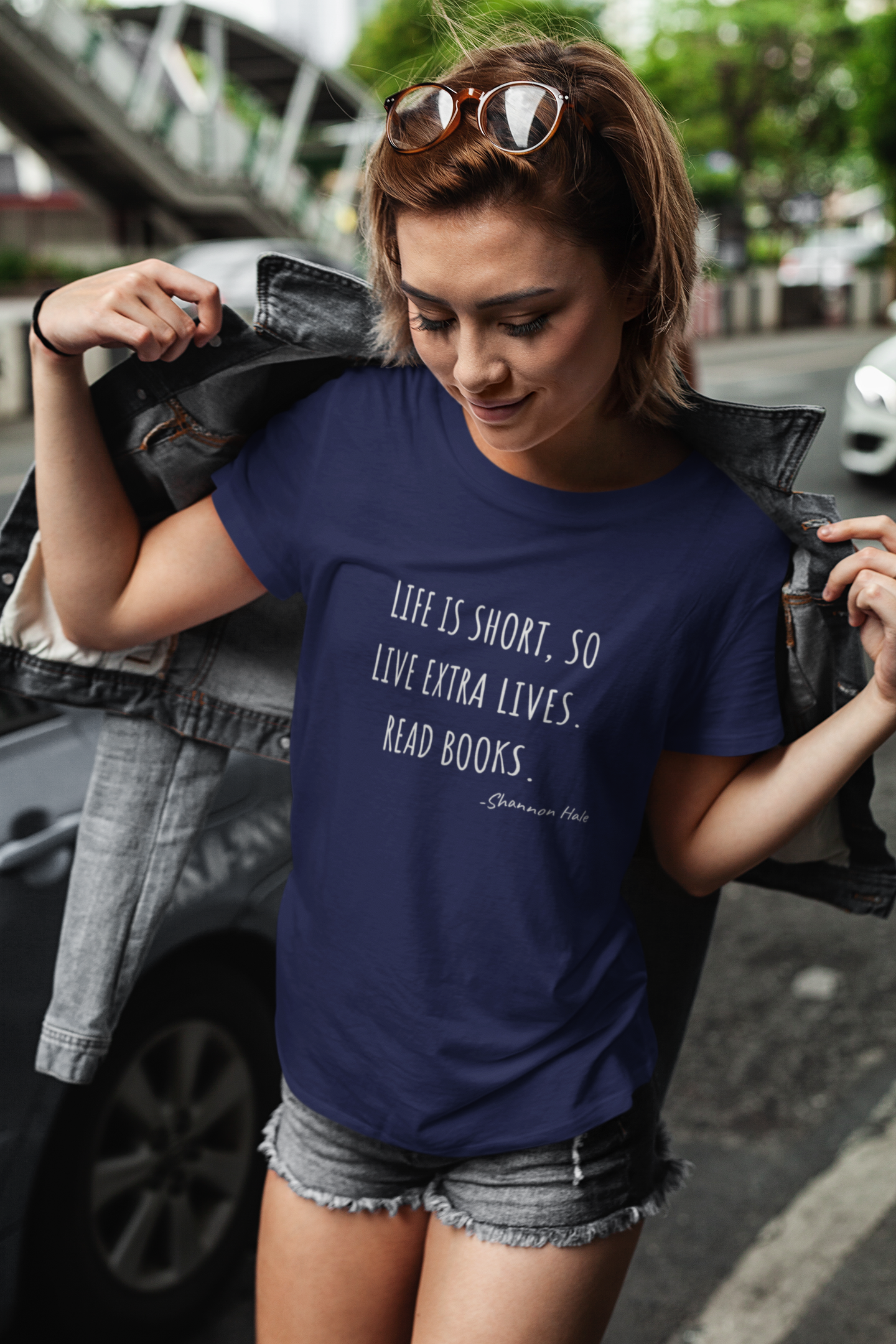 Life is Short So Live Extra Lives Read Books T-Shirt - Unisex