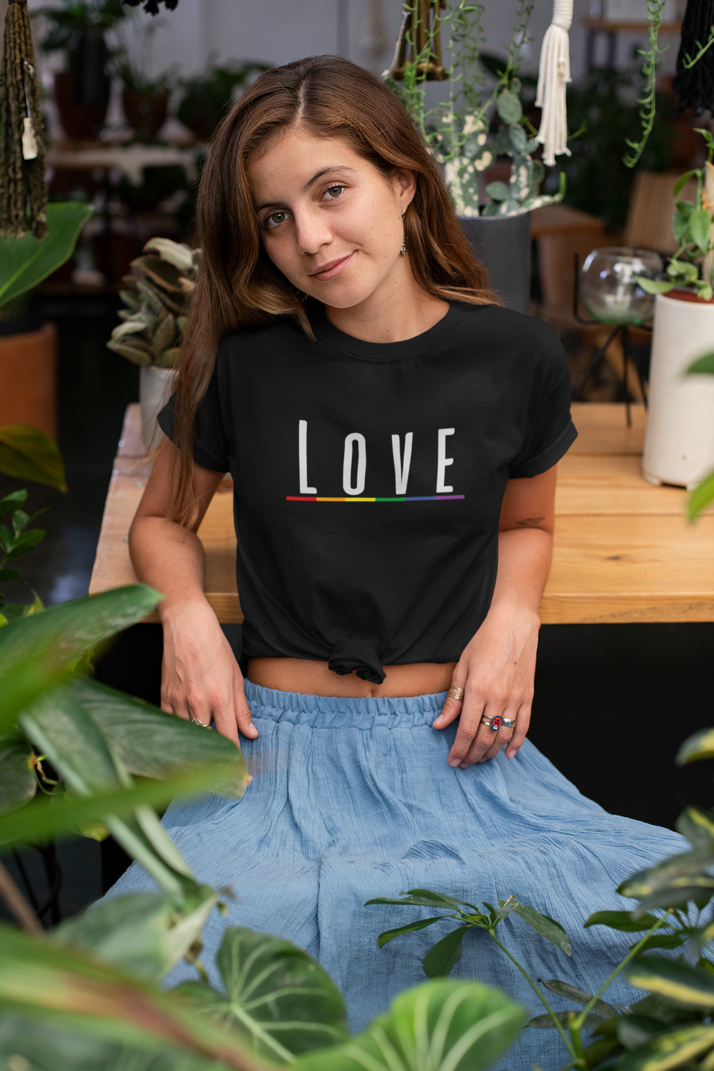 Love (English) Text LGBTQ+ T-Shirt - Unisex