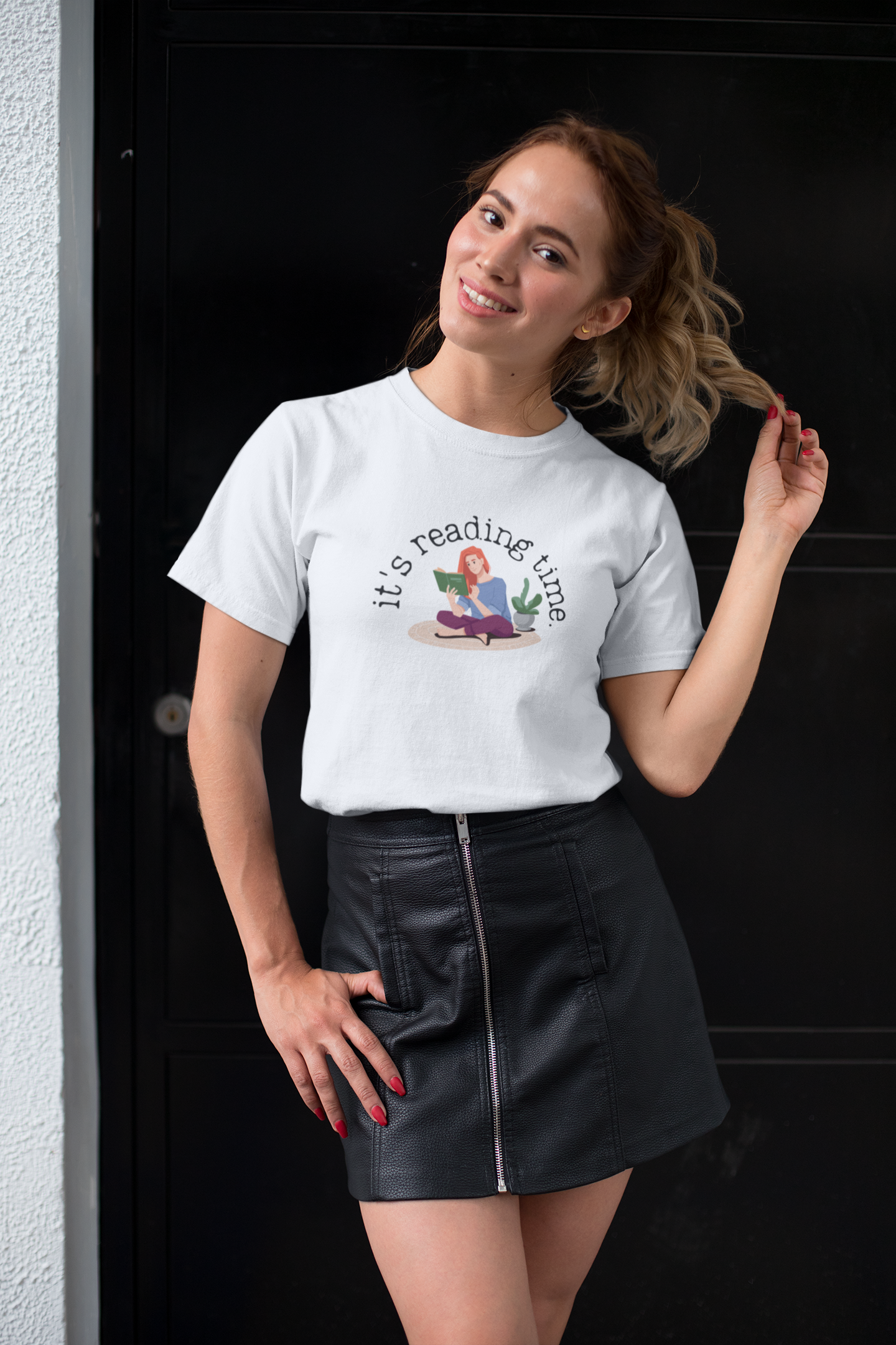 It's Reading Time T-Shirt - Unisex