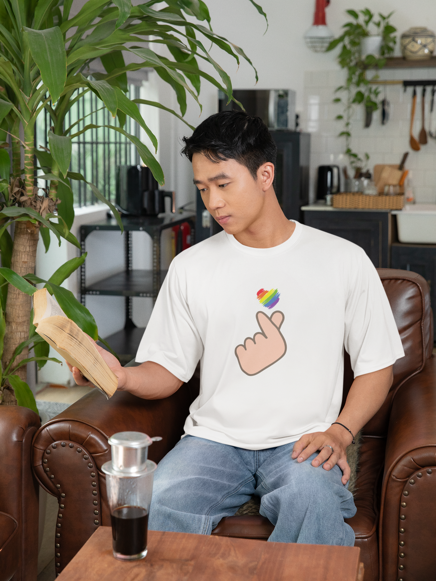 Korean Heart LGBTQ+ Oversized T-Shirt - Unisex