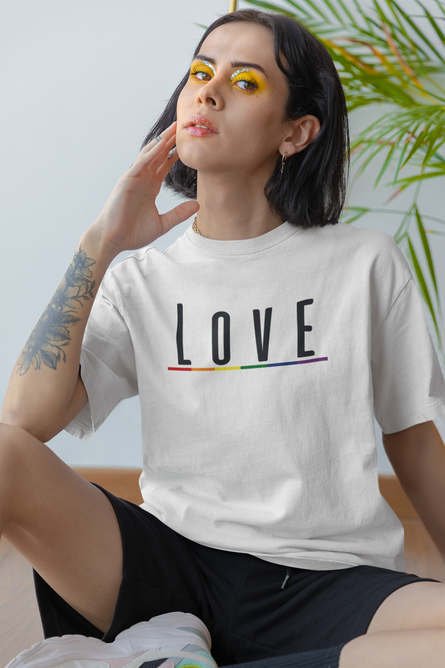 Love (English) Text LGBTQ+ Oversized T-Shirt - Unisex